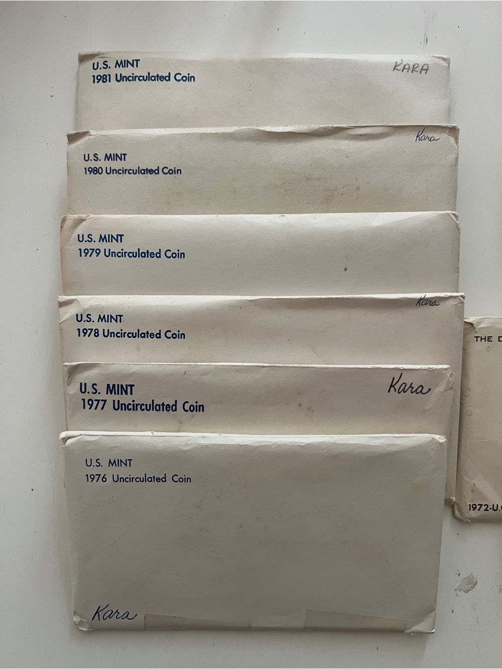 1970-1981 uncirculated us coin mint set - lot of 12 - Picture 2 of 12